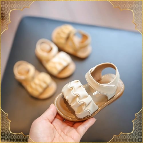 FOOTWEARS